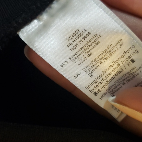 Givenchy kids black jogger pants with red stripe 4 toddler slim fit - Picture 9 of 10